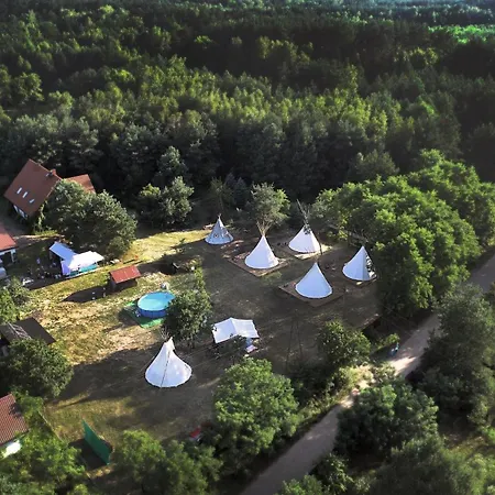Luxury tent W Pelni