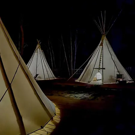 Luxury tent W Pelni