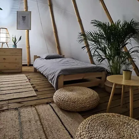 W Pelni Luxury tent *