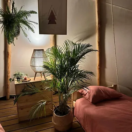 Luxury tent W Pelni Cieksyn